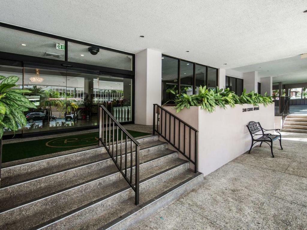 Heart Of Waikiki,1Bdrm,Free Parking, Wifi,No Resort Fees,Youtube,Netflix ! Honolulu Exterior photo