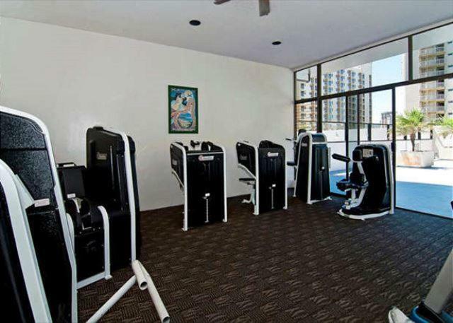Heart Of Waikiki,1Bdrm,Free Parking, Wifi,No Resort Fees,Youtube,Netflix ! Honolulu Exterior photo